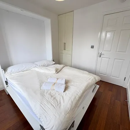 Family Friendly Self Catering On Park Grounds Mullingar