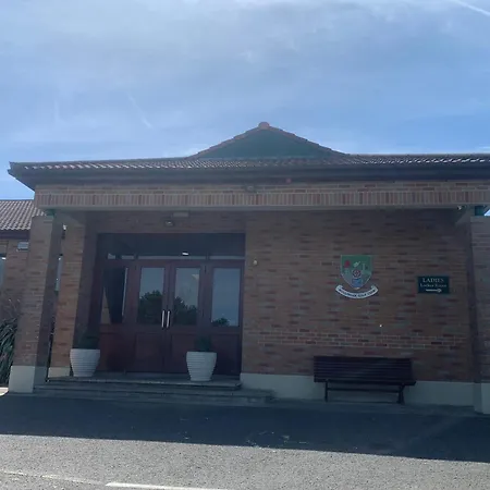 Family Friendly Self Catering On Park Grounds